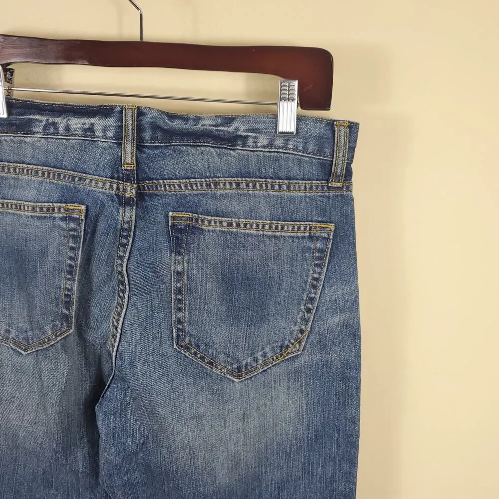 Banana Republic Medium Wash Straight Leg Jeans 33x30